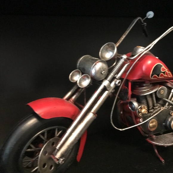 Harley Davidson Motorcycle. Collectable Metal. NEW - Picture 6 of 9